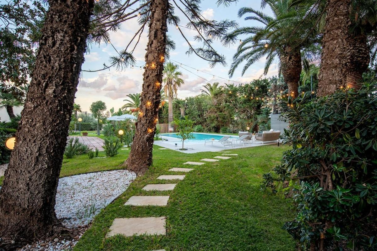 Apartamento In Con Giardino Light